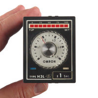 G27699 ` Omron H3L-US 120VAC 0-0.5 Sec Series A Time Delay Relay