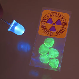 G27301 ^ Czech Radioactive Uranium Glass 8mm Beads Check Source with Battery & UV LED