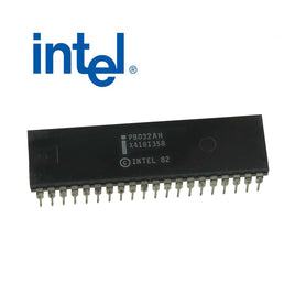G27764 ~ Antique Intel P8032AN 8-Bit Control Oriented Microcontroller