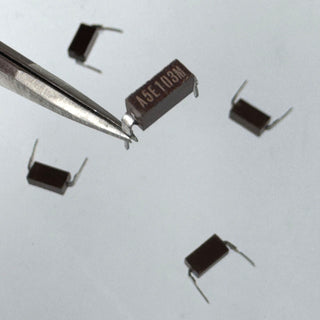 G28322E ~ (Pkg 5) 2 Pin Dip 0.01uF 50V Monolithic Capacitor