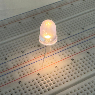 Weekend Specials! G28538 ~ 10mm Clear Lens Warm White LED