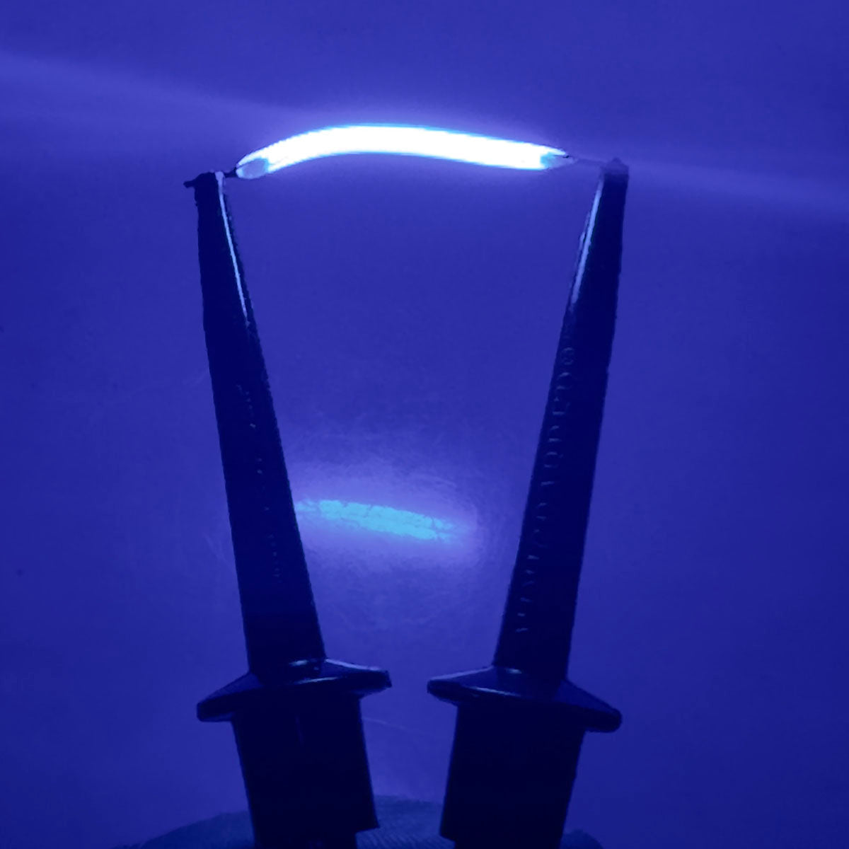 Silicon String Light G28641 ~ Flexible Silicon COB 2.5VDC String Light 40mm long and Bright