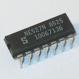 A10693 - NE527N Voltage Comparator (Signetics)