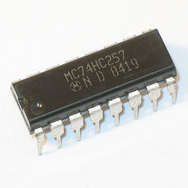A10872 - MC74HC257N Quad 2-Input Data Slector/Multiplexer (Motorola)