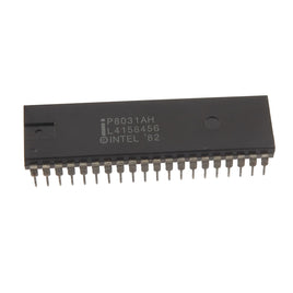 G26793 ~ Intel P8031AH 8-Bit 40 Pin Microcontroller