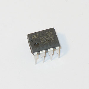 G32128 + 555 Timer IC