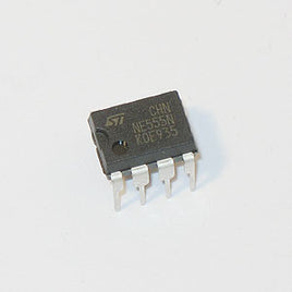 G32128 - 555 Timer IC